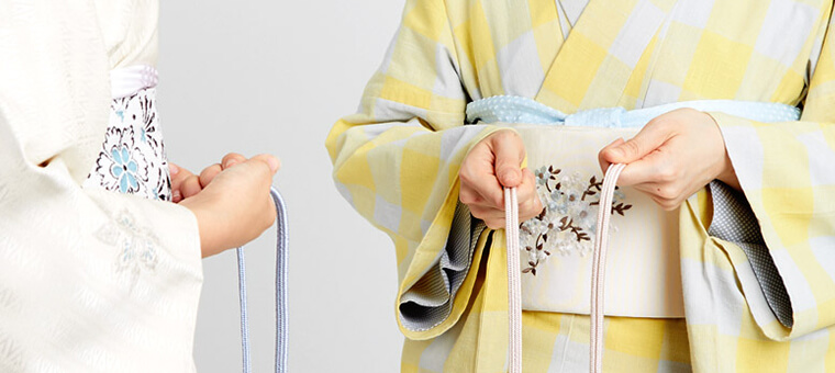 With videos on the basics of wearing kimono