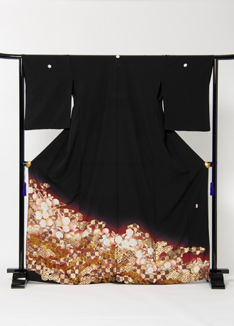 Kurotomesode (formal kimono）