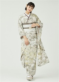 Furisode（Formal Kimono）
