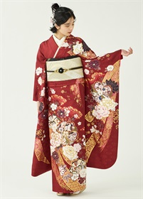 Furisode（Formal Kimono）