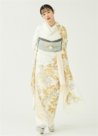 Furisode（Formal Kimono）