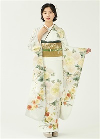 Furisode（Formal Kimono）