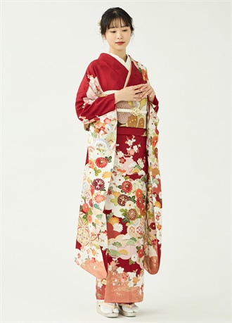 Furisode（Formal Kimono）