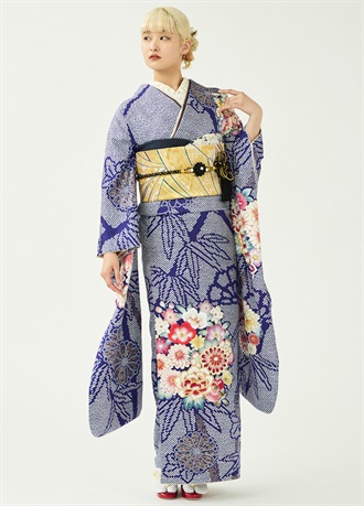 Furisode（Formal Kimono）