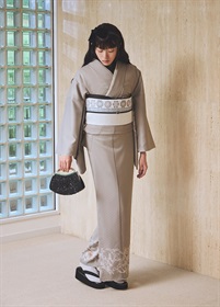 【ハレノヒ小袖】付下げ訪問着　更紗花冠　石色