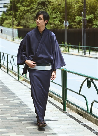 Washable kimono