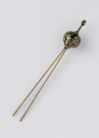 Kanzashi ornamental hairpins