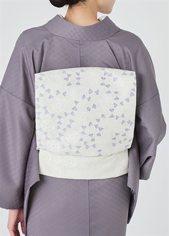 西陣九寸名古屋帯　永寿菊　白菊色（お取り寄せ品）