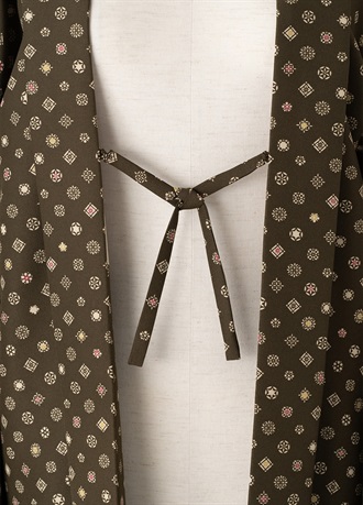 Haori outerwear fastening strings