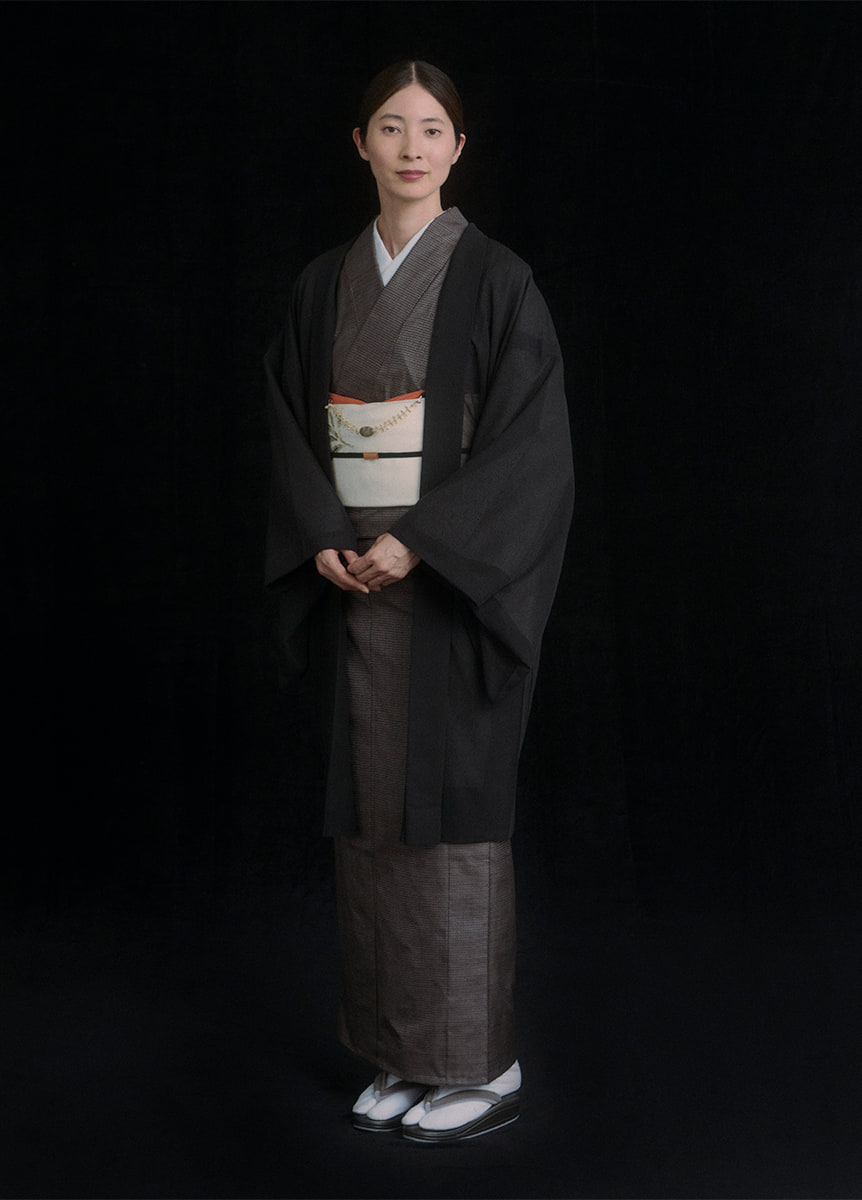 Oshima Tsumugi Kikkoukasuri Black